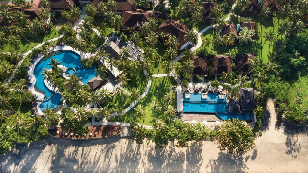 Holiday Resort Senggigi X Ekajaya Fast Boat (For 2 Pax)